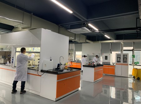 無錫イノベーションセンター<br/>
提携大学：武漢理工大学<br/>
設立時間：2020年4月<br/>
チームメンバー30人
